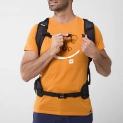 Sac à dos 30 litres bleu YARI 30 -Vêtements et Equipements femme Soldes mis2201 4447 4 yari 30 sky diver noir u 1