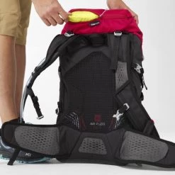 Sac à dos 28 litres rouge pour femme YARI 28 AIRFLOW W -Vêtements et Equipements femme Soldes mis2276 9162 5 yari 28 air w tango u 1