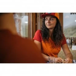 Tee-Shirt orange pour femme ASYM SUMMIT TS SS W -Vêtements et Equipements femme Soldes miv9034 9663 10 asy summit ss w coral chrome tango 1